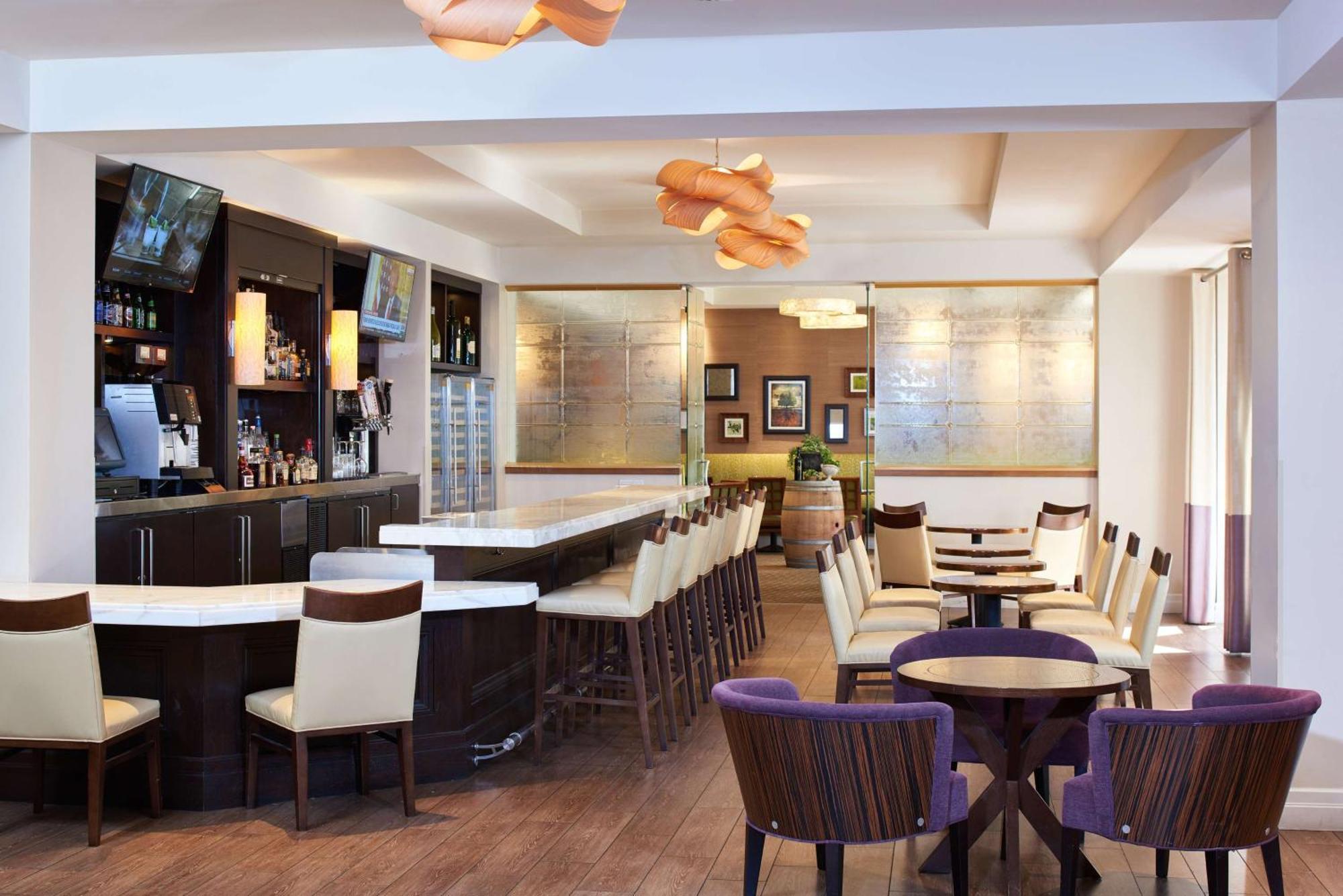Doubletree By Hilton Irvine Spectrum Eksteriør billede