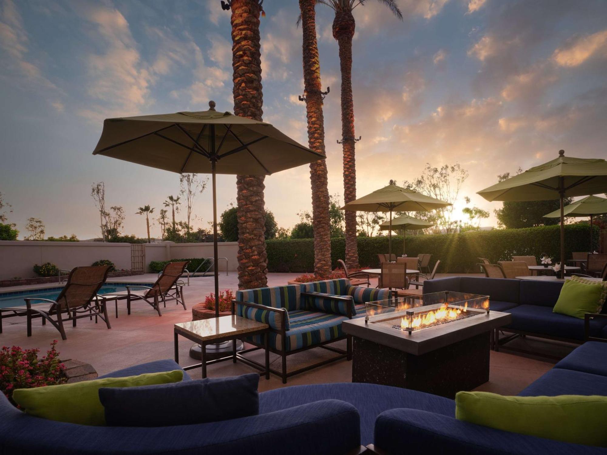 Doubletree By Hilton Irvine Spectrum Eksteriør billede