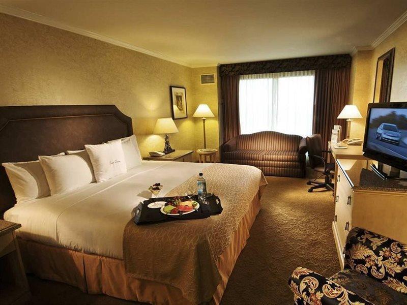 Doubletree By Hilton Irvine Spectrum Eksteriør billede